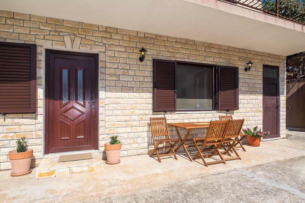 טרוגיר Apartment Olivera מראה חיצוני תמונה
